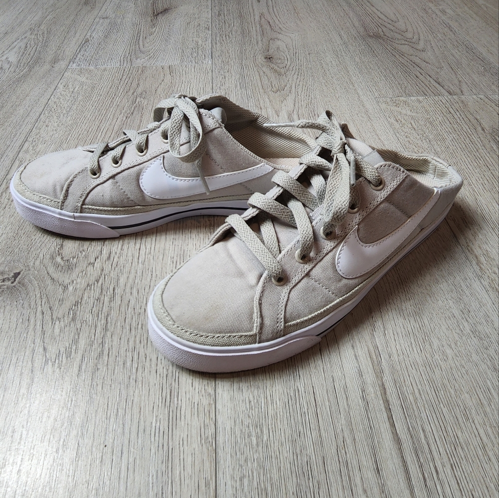 Nike Court Legacy Mule Women's 8